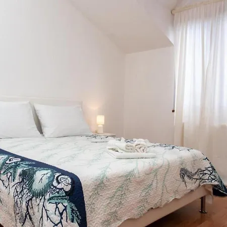 Villa Mons Aureus Gornje Sitno