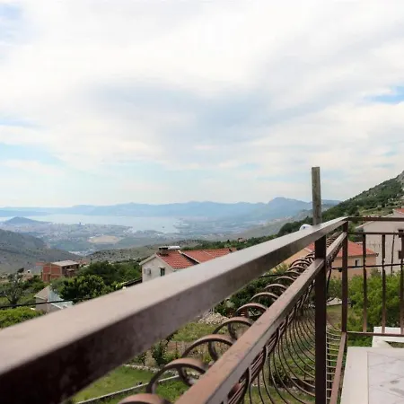 Villa Mons Aureus Gornje Sitno