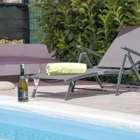 Villa Mons Aureus *